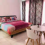 Mobina Villa