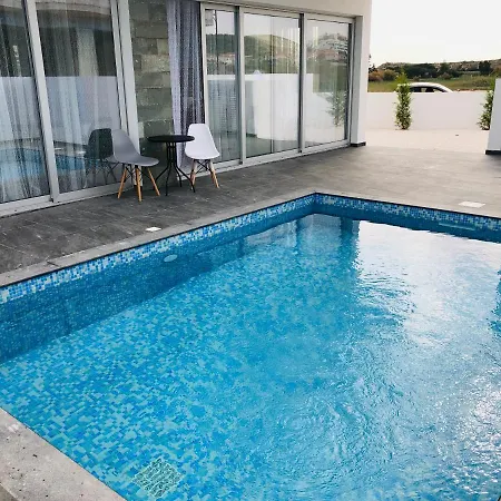 Villa Mobina Larnaca