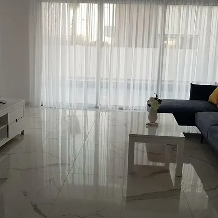 Mobina Villa